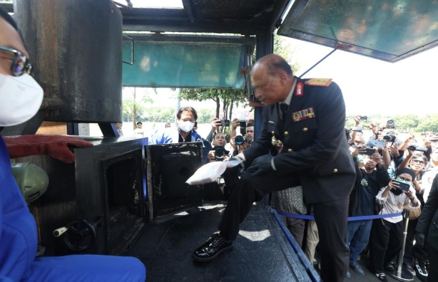 Polda Jatim Musnahkan Kokain, Tegaskan Perlawanan Narkoba